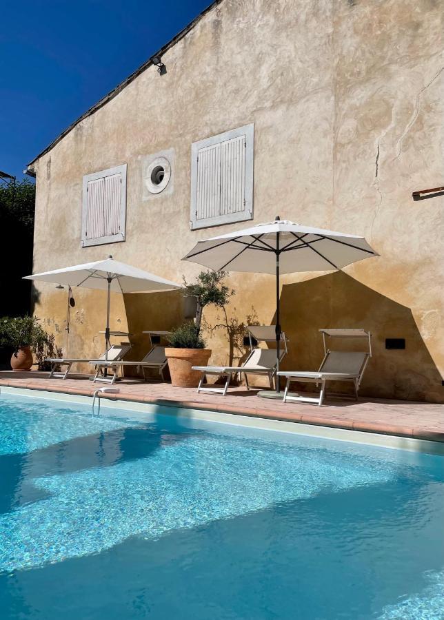 Villa Velleron Exterior foto
